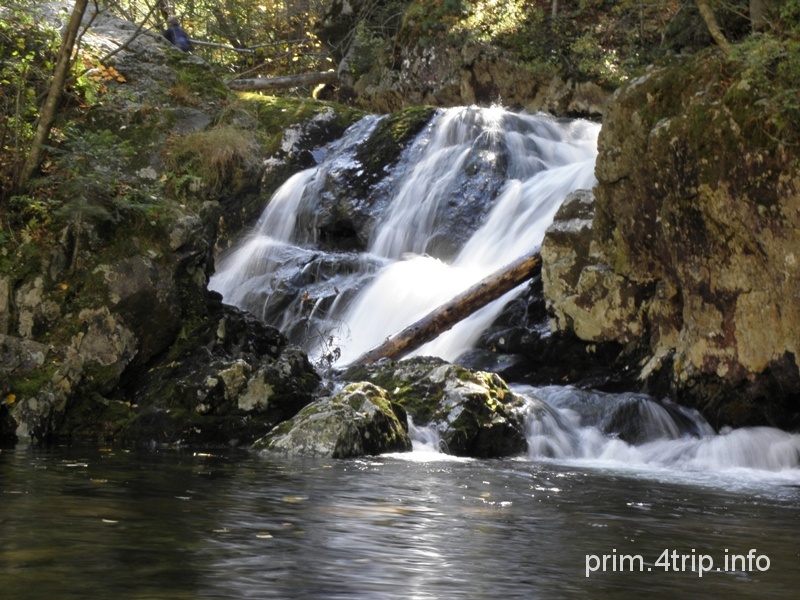 Смольнинские водопады